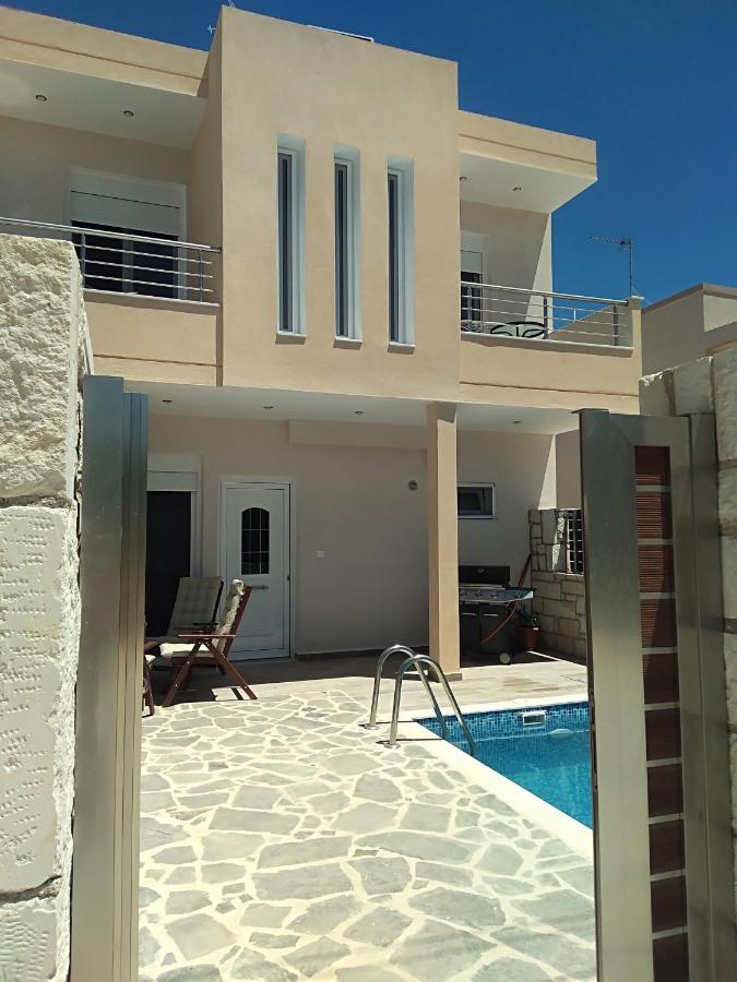 “Theeporto” Maisonette With Pool Gouves Exteriér fotografie